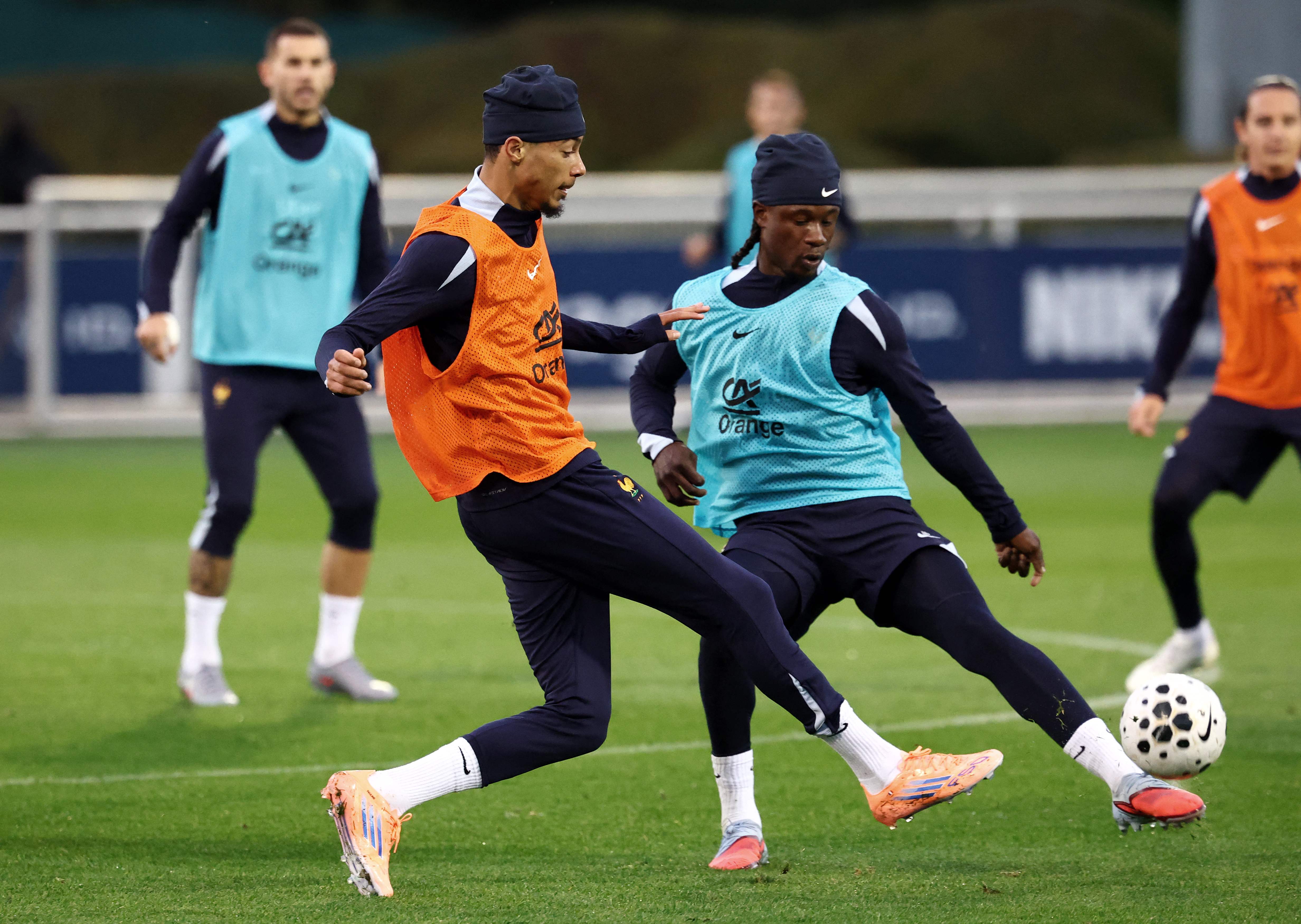 法国杯赛程吃紧,阿贾克斯窗口期回应争议,更衣室稳定,赛程密集仍需轮换的简单介绍 法国杯赛程吃紧,阿贾克斯窗口期回应争议,更衣室稳定,赛程密集仍需轮换的简单介绍