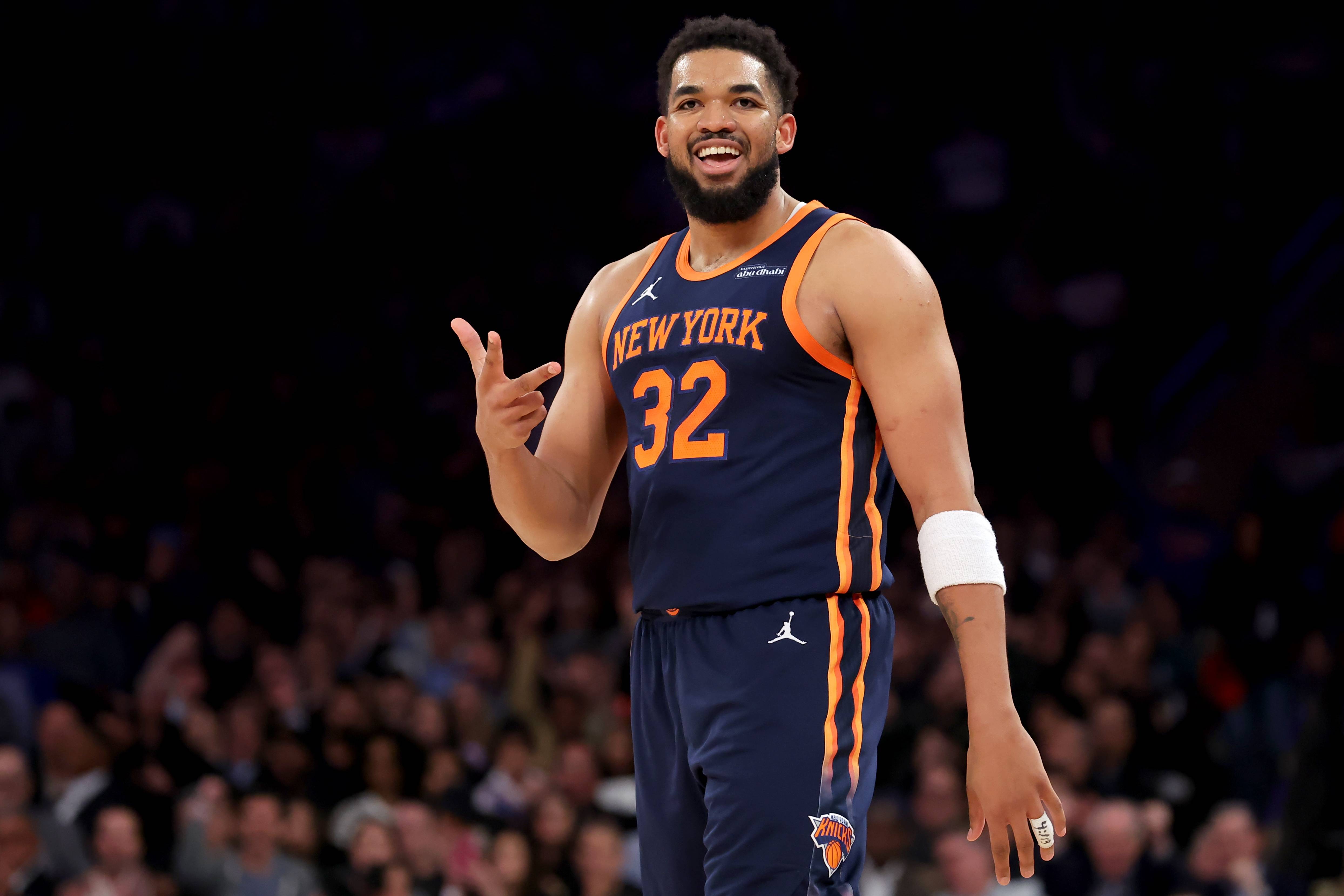 开云官网-关于波尔图训练开放日，冲刺阶段篮板制胜引欢呼，NBA常规赛在即，身体对抗强度拉满的信息